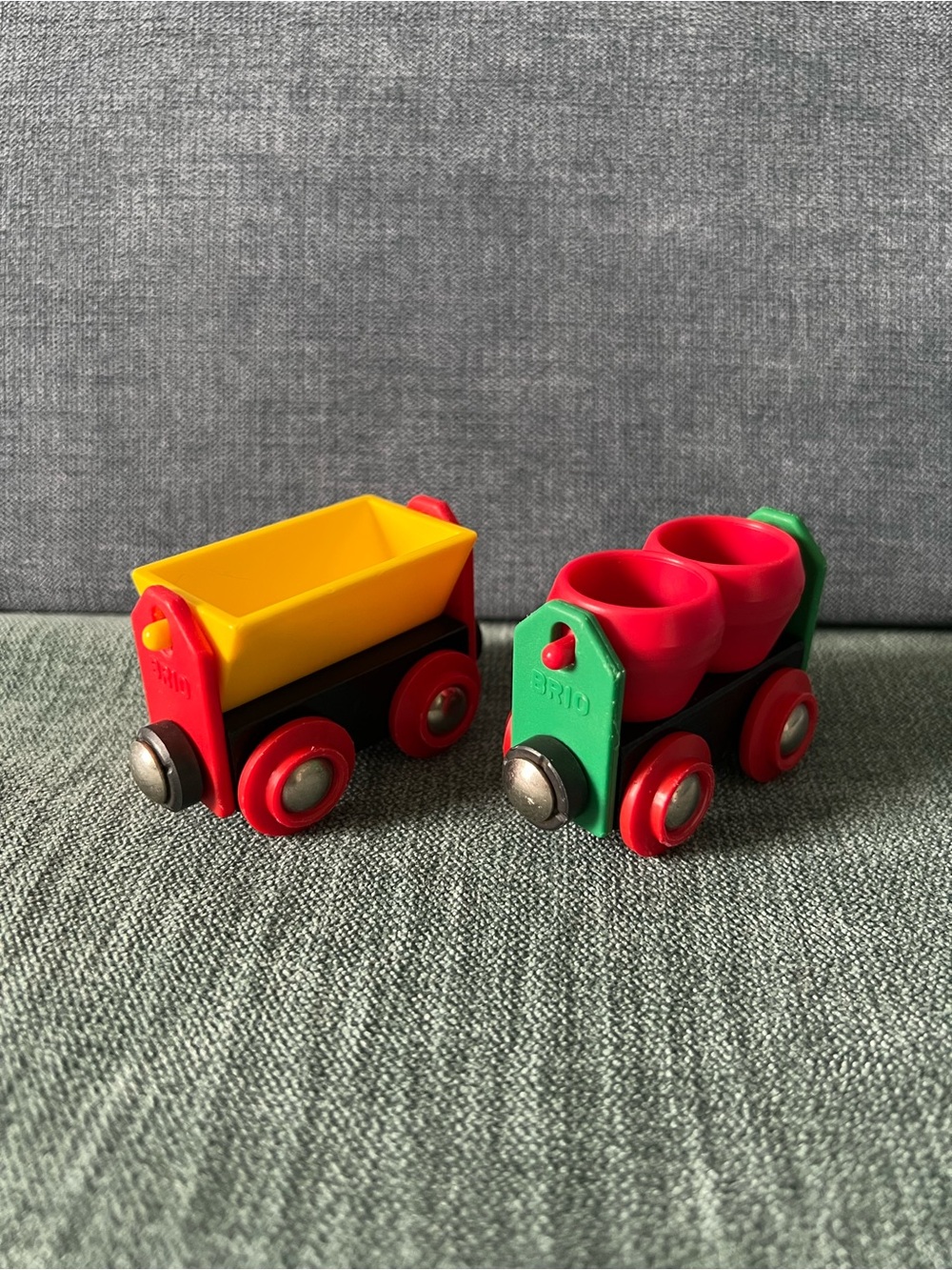 BRIO - set of two freight trains